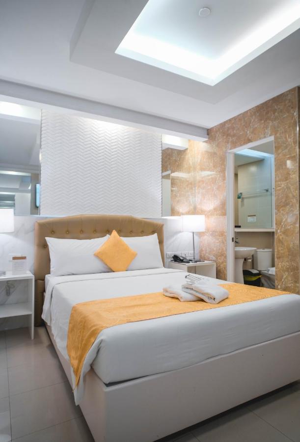 Manila Grand Opera Hotel Экстерьер фото