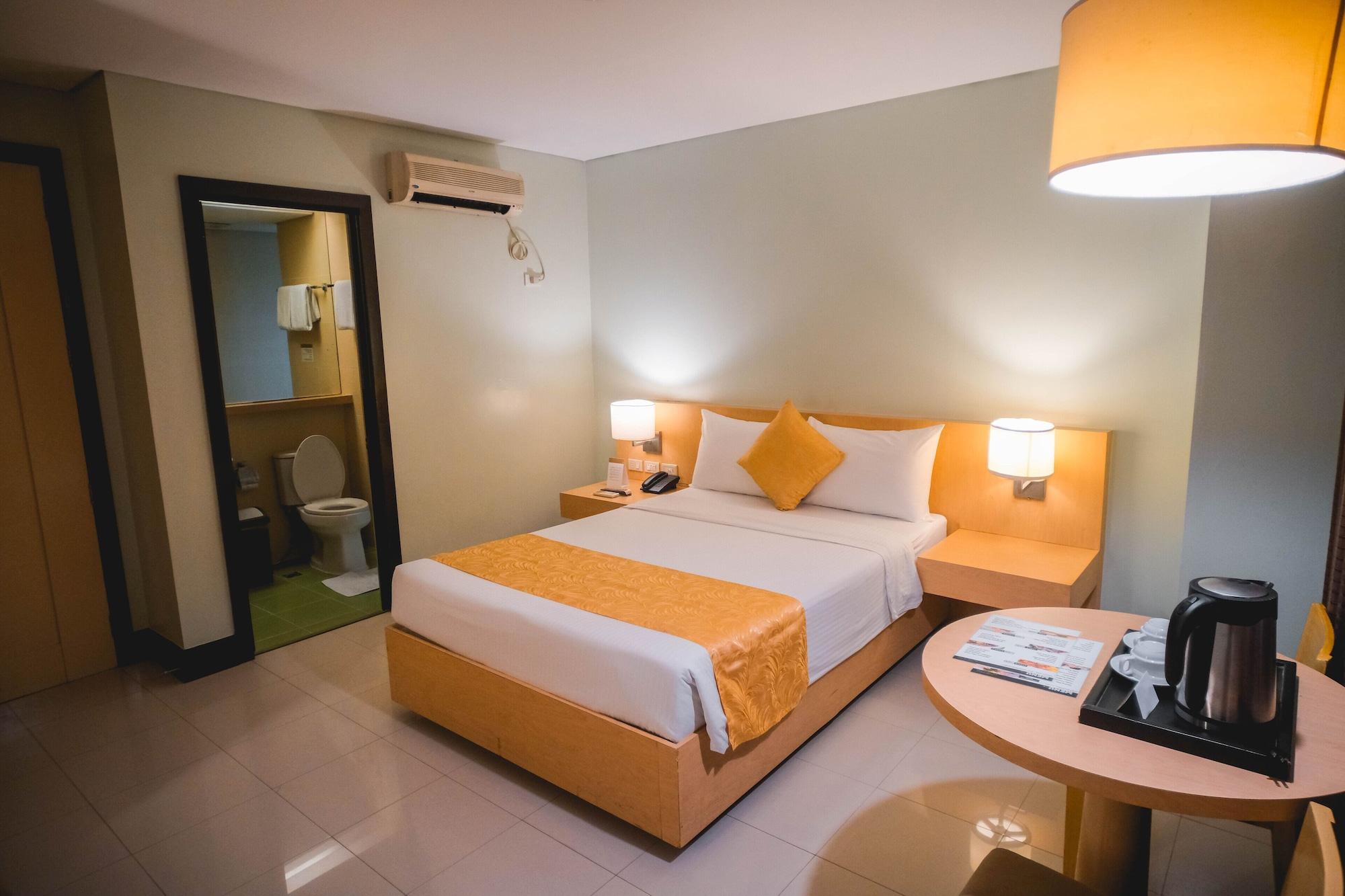 Manila Grand Opera Hotel Экстерьер фото