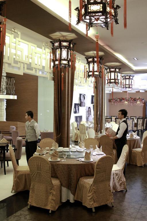 Manila Grand Opera Hotel Экстерьер фото