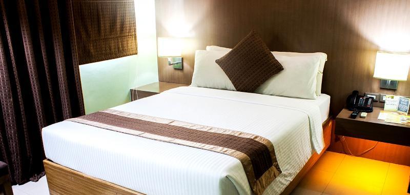 Manila Grand Opera Hotel Экстерьер фото